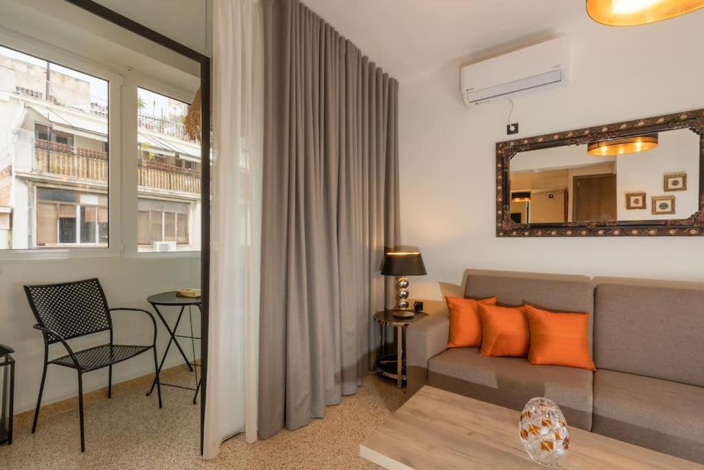 Dema Luxury Suites - Perikleous E6 Афины Экстерьер фото
