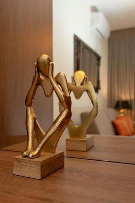 Dema Luxury Suites - Perikleous E6 Афины Экстерьер фото