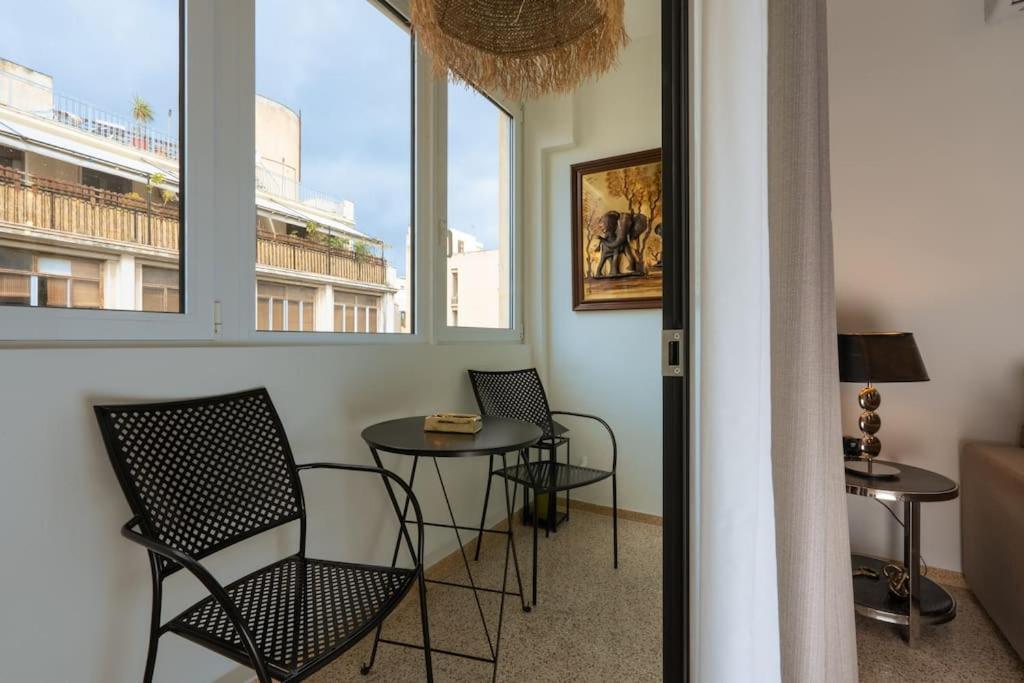 Dema Luxury Suites - Perikleous E6 Афины Экстерьер фото