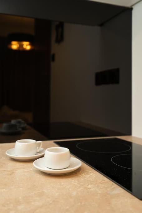 Dema Luxury Suites - Perikleous E6 Афины Экстерьер фото